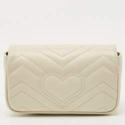مملوكة مسبقًا Gucci Off White Matelassé Leather Super Mini GG Marmont Shoulder Bag