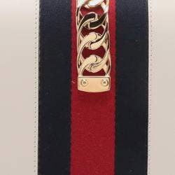 Pre Owned حقيبة غوتشي متوسطة مقبض علوي سيلفي جلد أبيض مطرزة زهور