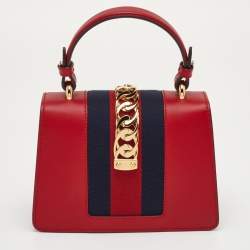 Pre Owned حقيبة غوتشي يد علوية سيلفي ميني جلد أحمر ويب