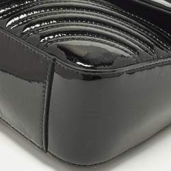 مملوكة  مسبقًا حقيبة كتف غوتشي مارمونت جلد ماتلاس أسود صغير