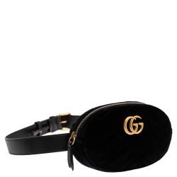 مملوكة مسبقًا Gucci Black Matelasse Velvet and Leather GG Marmont Belt Bag