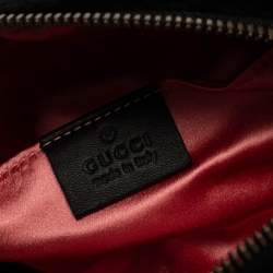 مملوكة مسبقًا Gucci Black Matelasse Velvet and Leather GG Marmont Belt Bag