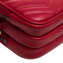 مملوكة مسبقًا Gucci Red Matelasse Leather GG Marmont Triple Zip Chain Bag