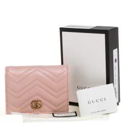 مملوكة مسبقًا Gucci Pink Matelasse Leather GG Marmont Card Case
