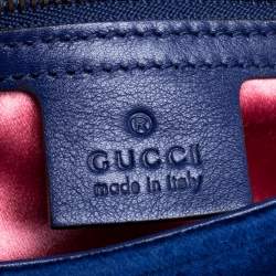 مملوكة مسبقًا Gucci Blue Matelasse Velvet Medium GG Marmont Shoulder Bag