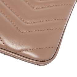 Pre Owned Gucci Pink Leather GG Marmont Wrist Wallet