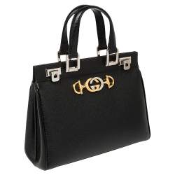 مملوكة مسبقًا حقيبة غوتشي زومي جلد أسود محبب صغيرة