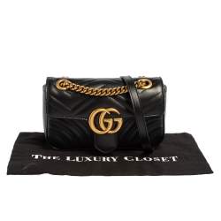 Pre Owned حقيبة كتف غوتشي مارمونت صغيرة جي جي جلد مات يلاس أسود