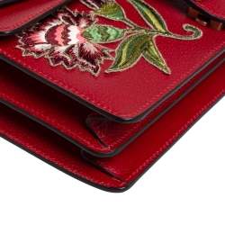 مملوكة مسبقًا Gucci Red Leather Floral Embroidered Small Dionysus Shoulder Bag