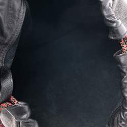 مملوكة مسبقًا Gucci Black Leather Logo Drawstring Backpack