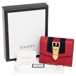 Pre Owned   محفظة مضغوطة غوتشي سيلفي جلد أحمر