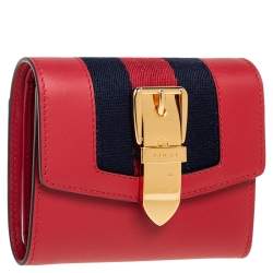 Pre Owned   محفظة مضغوطة غوتشي سيلفي جلد أحمر