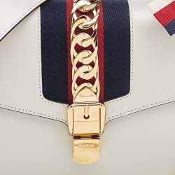 Pre Owned حقيبة كتف غوتشي سيلفي جلد أبيض صغيرة