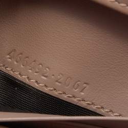 مملوكة مسبقًا Gucci Beige Matelassé Leather GG Marmont Card Case