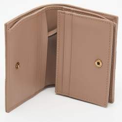 مملوكة مسبقًا Gucci Beige Matelassé Leather GG Marmont Card Case