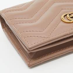 مملوكة مسبقًا Gucci Beige Matelassé Leather GG Marmont Card Case