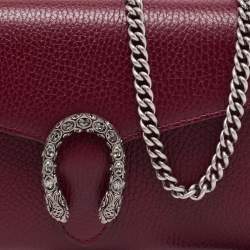 مملوكة مسبقًا Gucci Dark Red Leather Dionysus Wallet On Chain