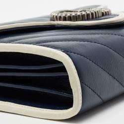 مملوكة مسبقًا Gucci Navy Blue/White Diagonal Quilt Leather GG Marmont Torchon Wallet on Chain