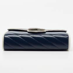 مملوكة مسبقًا Gucci Navy Blue/White Diagonal Quilt Leather GG Marmont Torchon Wallet on Chain