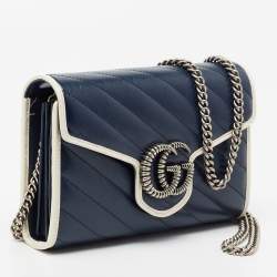 مملوكة مسبقًا Gucci Navy Blue/White Diagonal Quilt Leather GG Marmont Torchon Wallet on Chain