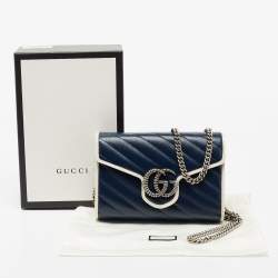 مملوكة مسبقًا Gucci Navy Blue/White Diagonal Quilt Leather GG Marmont Torchon Wallet on Chain