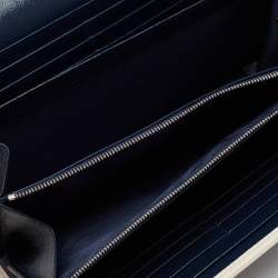 مملوكة مسبقًا Gucci Navy Blue/White Diagonal Quilt Leather GG Marmont Torchon Wallet on Chain