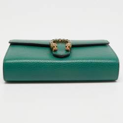 Pre Owned Gucci Green Leather Dionysus Wallet On Chain