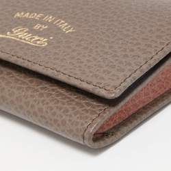 Gucci Grey/Pink Leather Swing Flap Card Case