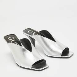 Gucci Silver Leather V Shape Mules Size 35.5