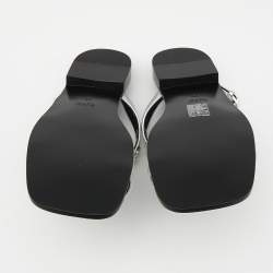 Gucci Silver Leather Divine Flat Sandals Size 38