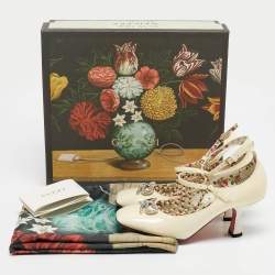 Gucci Cream Patent Leather Pearl Embellished T-Strap Pumps Size 35