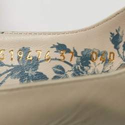 Pre Owned Gucci Off White/Black Leather Sylvie Web Bow Slingback Pumps Size 37