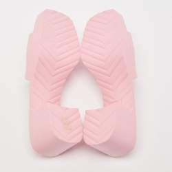 Pre Owned Gucci Pink Rubber Embossed Logo Slide Sandals Size 41