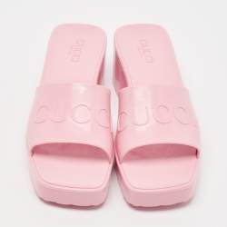Pre Owned Gucci Pink Rubber Embossed Logo Slide Sandals Size 41