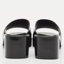 Gucci Black Rubber Logo Slide Sandals Size 39