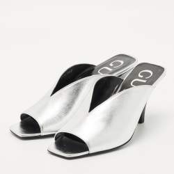 Pre Owned Gucci Silver Leather Square G Mules Size 35.5