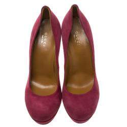 Pre Owned Gucci Scarlet Red Suede Platform Pumps Size 37