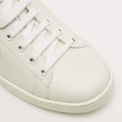 Pre Owned حذاء رياضي غوتشي إيس جلد أبيض مثقب مع شارة G متشابكة مقاس 35