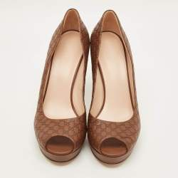 مملوكة مسبقًا Gucci Microguccissima Size 41 Brown Leather Peep Toe Pumps
