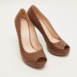 مملوكة مسبقًا Gucci Microguccissima Size 41 Brown Leather Peep Toe Pumps