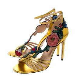 مملوكة مسبقًا Gucci Gold Leather Ophelia Flower Embroidered Strappy Sandals Size 38.5