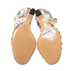 مملوكة مسبقًا صندل غوتشي كعب روكي بامبو جلد سحلية و ساتان مطبوع مورد متعدد الألوان مقاس 37.5