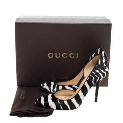 Pre Owned حذاء كعب عالي غوتشي "نوا" شعر عجل مطبوع نقشة الحمار الوحشي أبيض و أسود مقاس 37.5