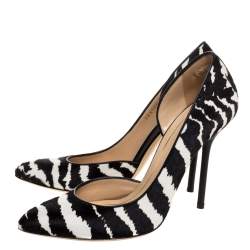 Pre Owned حذاء كعب عالي غوتشي "نوا" شعر عجل مطبوع نقشة الحمار الوحشي أبيض و أسود مقاس 37.5