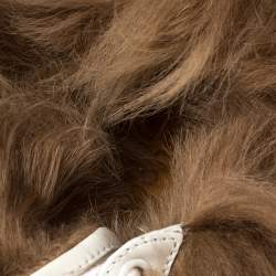 مملوكة مسبقًا Gucci White Leather and Fur Ace Embroidered Bee Low Top Sneakers Size 37