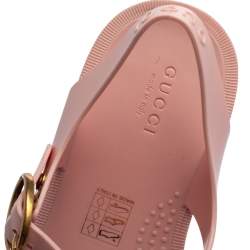 مملوكة مسبقًا Gucci Pink Rubber Embellished Slingback Sandals Size 36