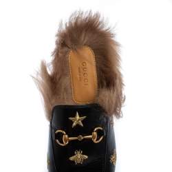 مملوكة مسبقًا Gucci Black Star And Bee Embroidered Leather Fur Lined Princetown Horsebit Mules Size 37