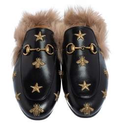 مملوكة مسبقًا Gucci Black Star And Bee Embroidered Leather Fur Lined Princetown Horsebit Mules Size 37