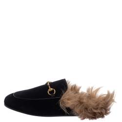 مملوكة مسبقًا حذاء سلايد غوتشي برينس تاون قطيفة سوداء مبطن فرو هورسبيت مقاس 38