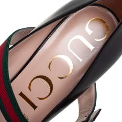 مملوكة مسبقًا Gucci Black Canvas And Leather Sylvie Mary Jane Pumps Size 39